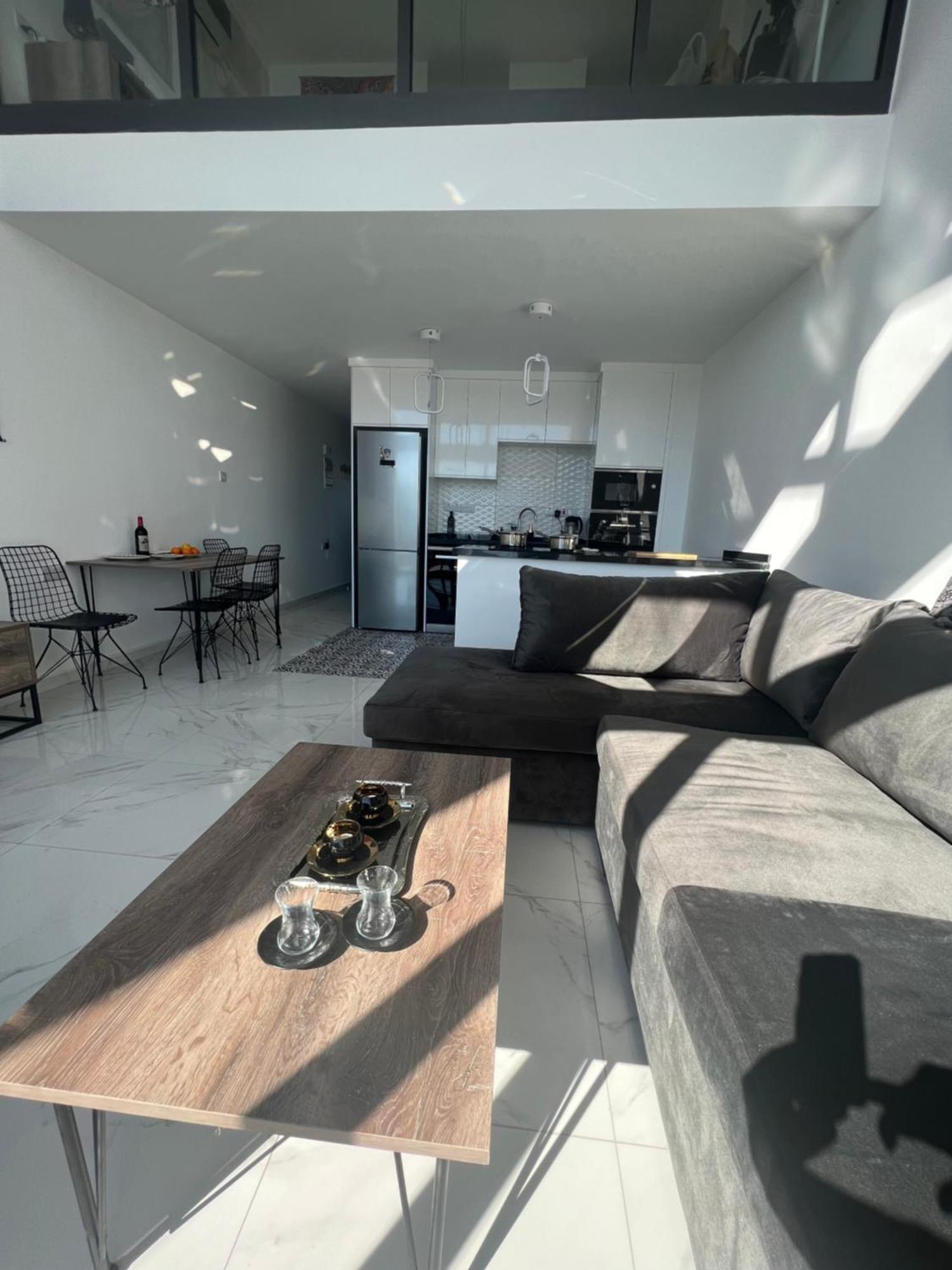 Hermes Penthouse Akanthou Extérieur photo