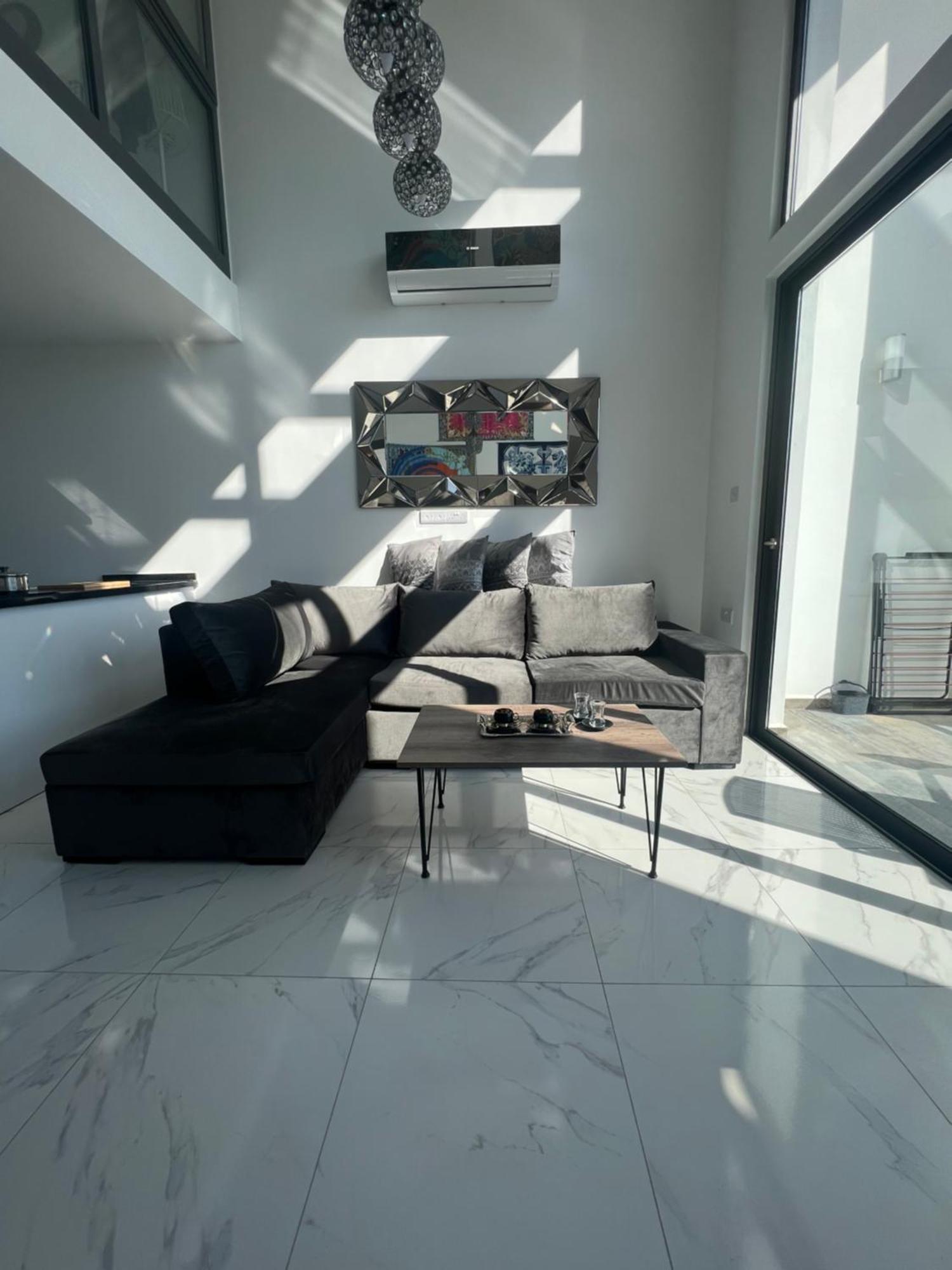 Hermes Penthouse Akanthou Extérieur photo